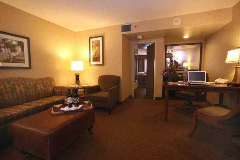 Embassy Suites By Hilton Santa Ana Orange County Airport Pokój zdjęcie